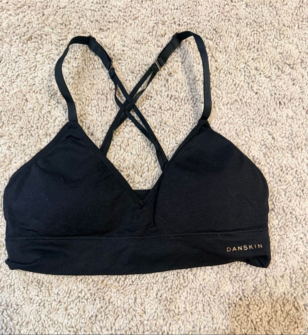 Danskin Black Sports Bra Criss Cross Back Straps Athletic Crop Top Size M